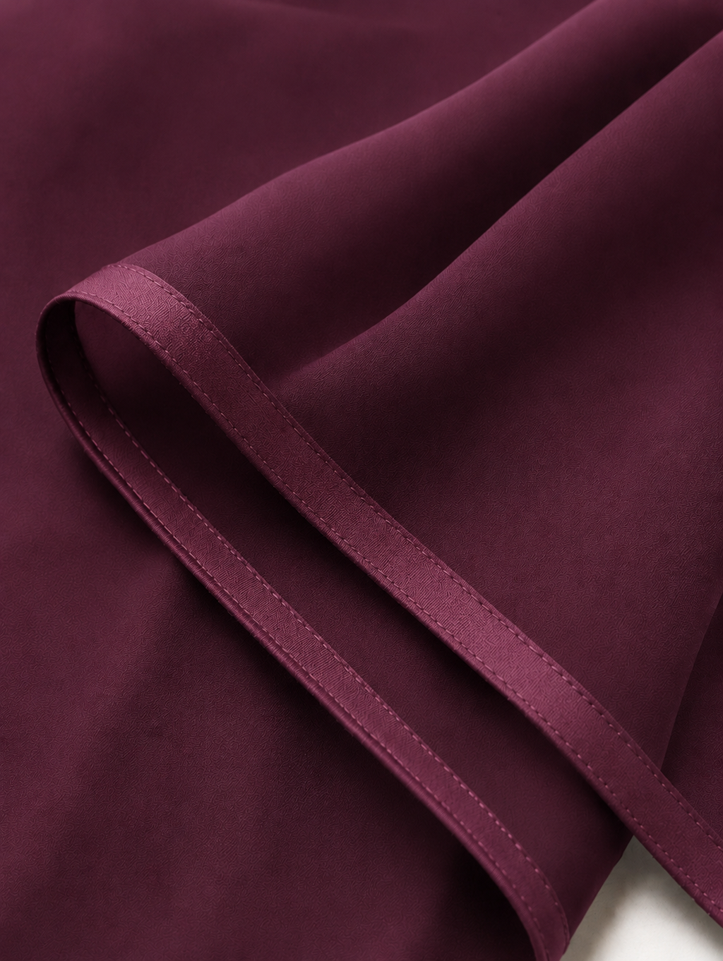 N&N Burgundy Chiffon Veil