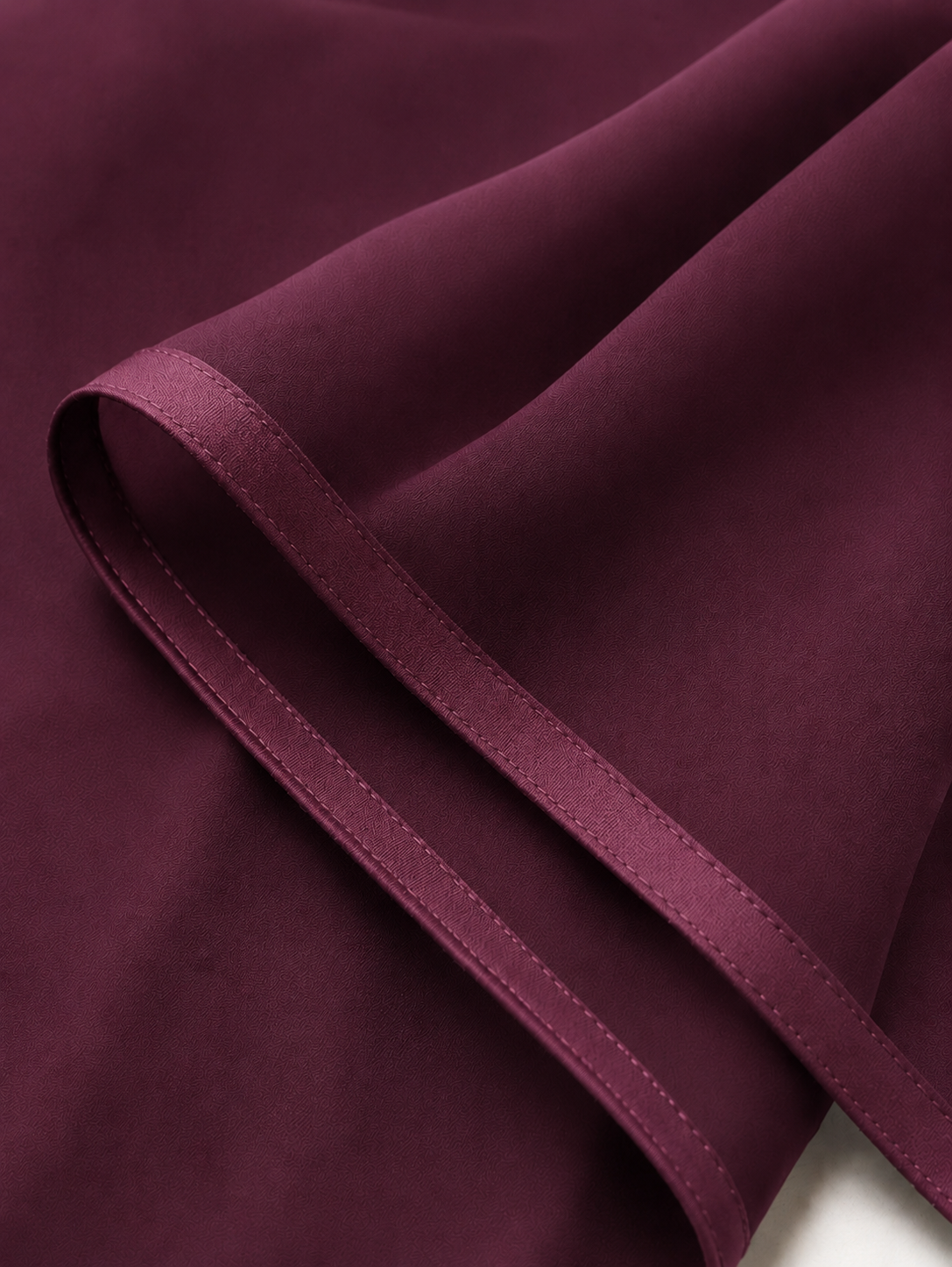 N&N Burgundy Chiffon Veil